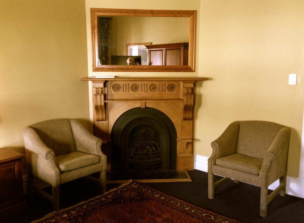 The York Palace Accommodation Стая снимка